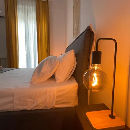 Semele Athens, Koukaki Apartment